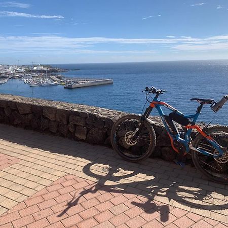 Private Apartment With Mountain And Sea Views, La Asomada, Lanzarote Tías Exteriör bild